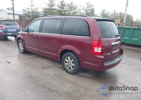 2008 Chrysler Town & Country Touring z USA, uszkodzony, nr VIN 2A8HR54P08R844059